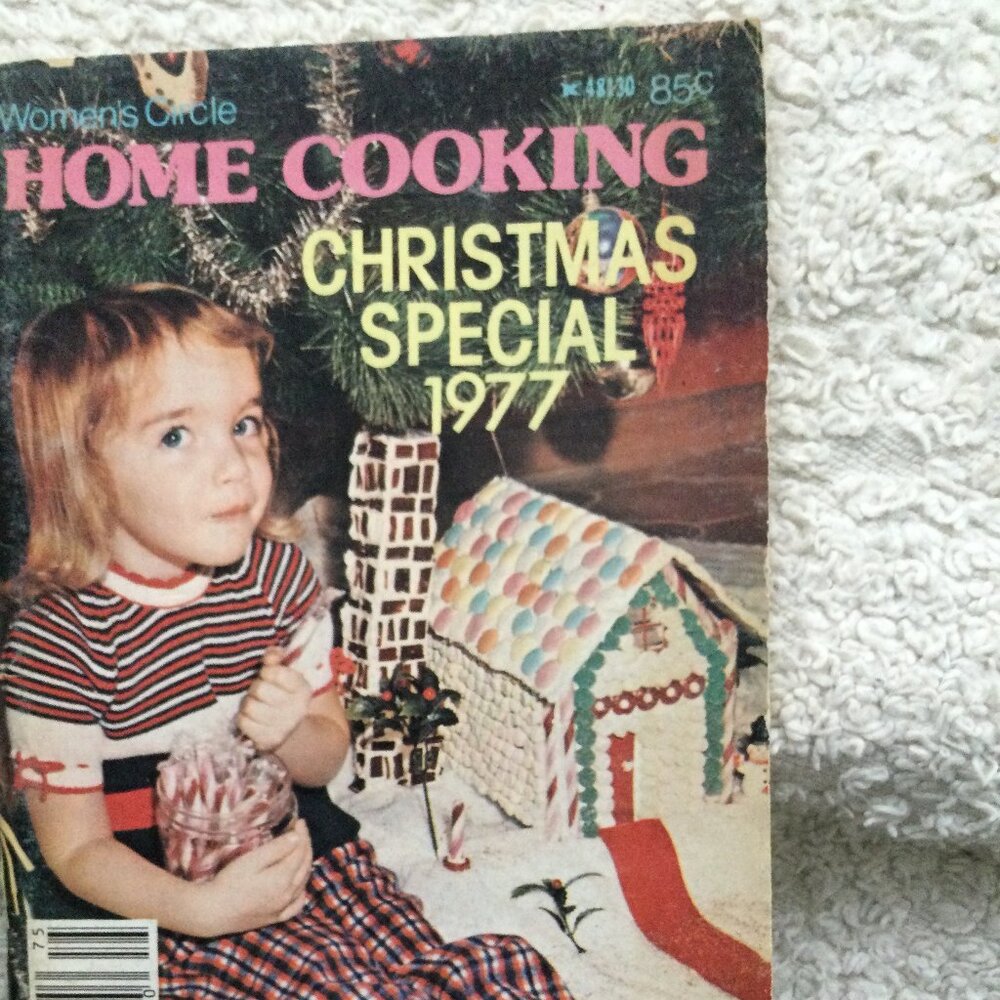 Women's Circle Christmas Special 1977 Recipes-Party Planning-Gifts Decorations
